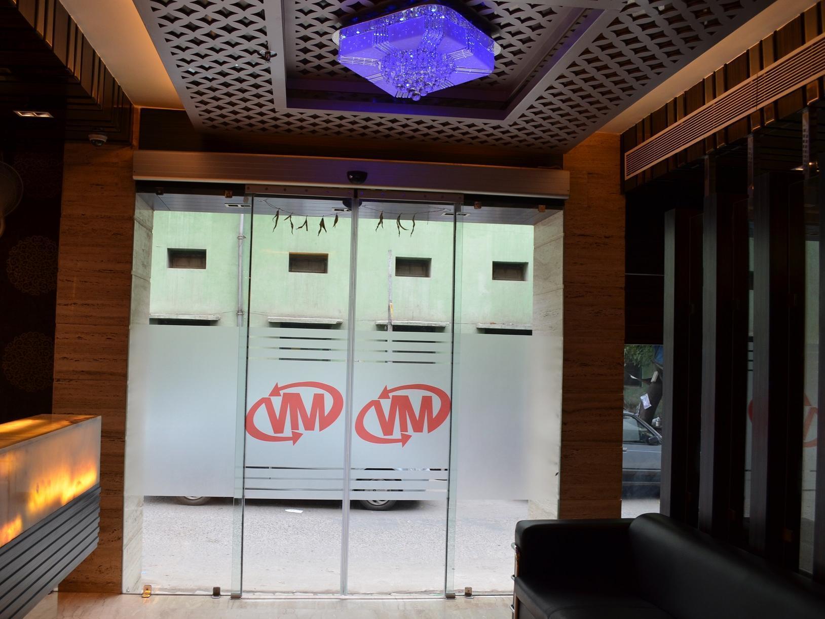 דלהי Hotel Metro View מראה חיצוני תמונה