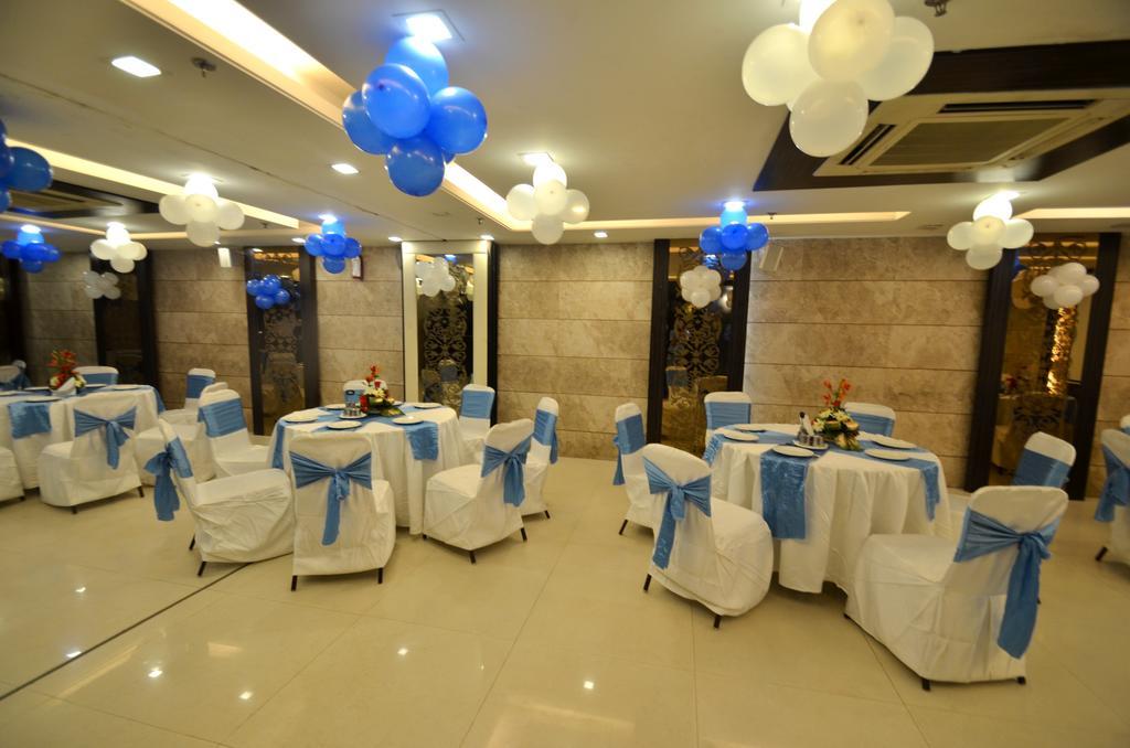 דלהי Hotel Metro View מראה חיצוני תמונה